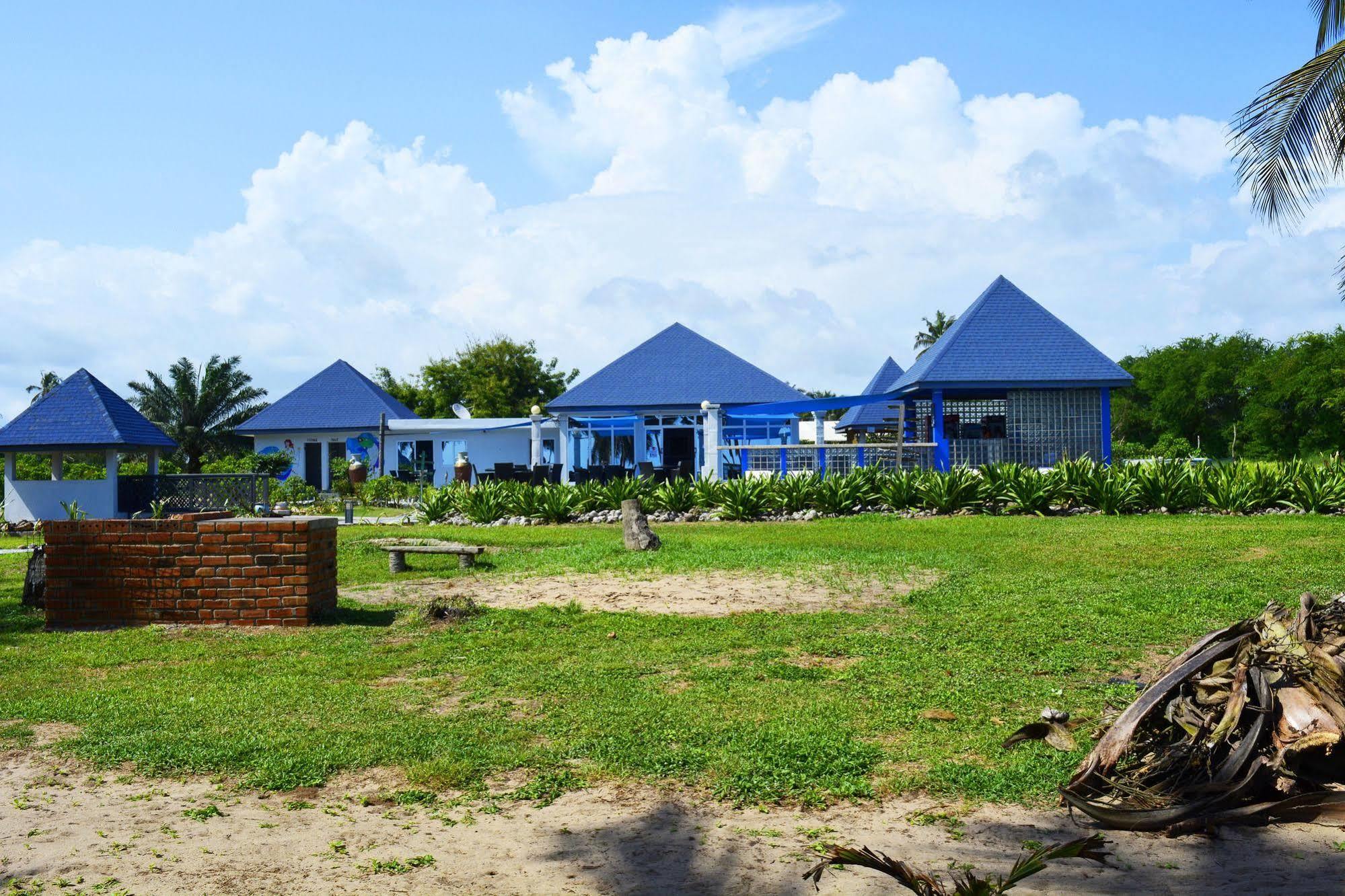 Blue Diamond Beach Resort Nyanyanu Extérieur photo